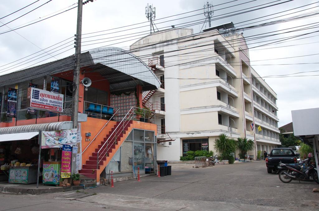 Hotel Udon Mansion Udon Thani Esterno foto